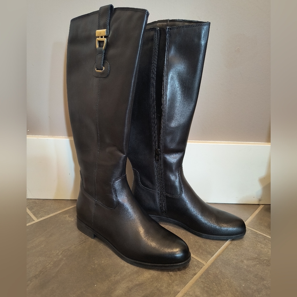 Brand New Genuine Leather Black Knee-High Gold Buckle Leather Boots (Le Chateau)